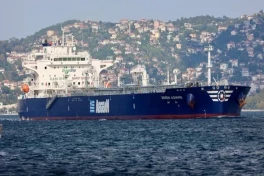 ЕС готовит санкции против некоторых портов и 42 танкеров