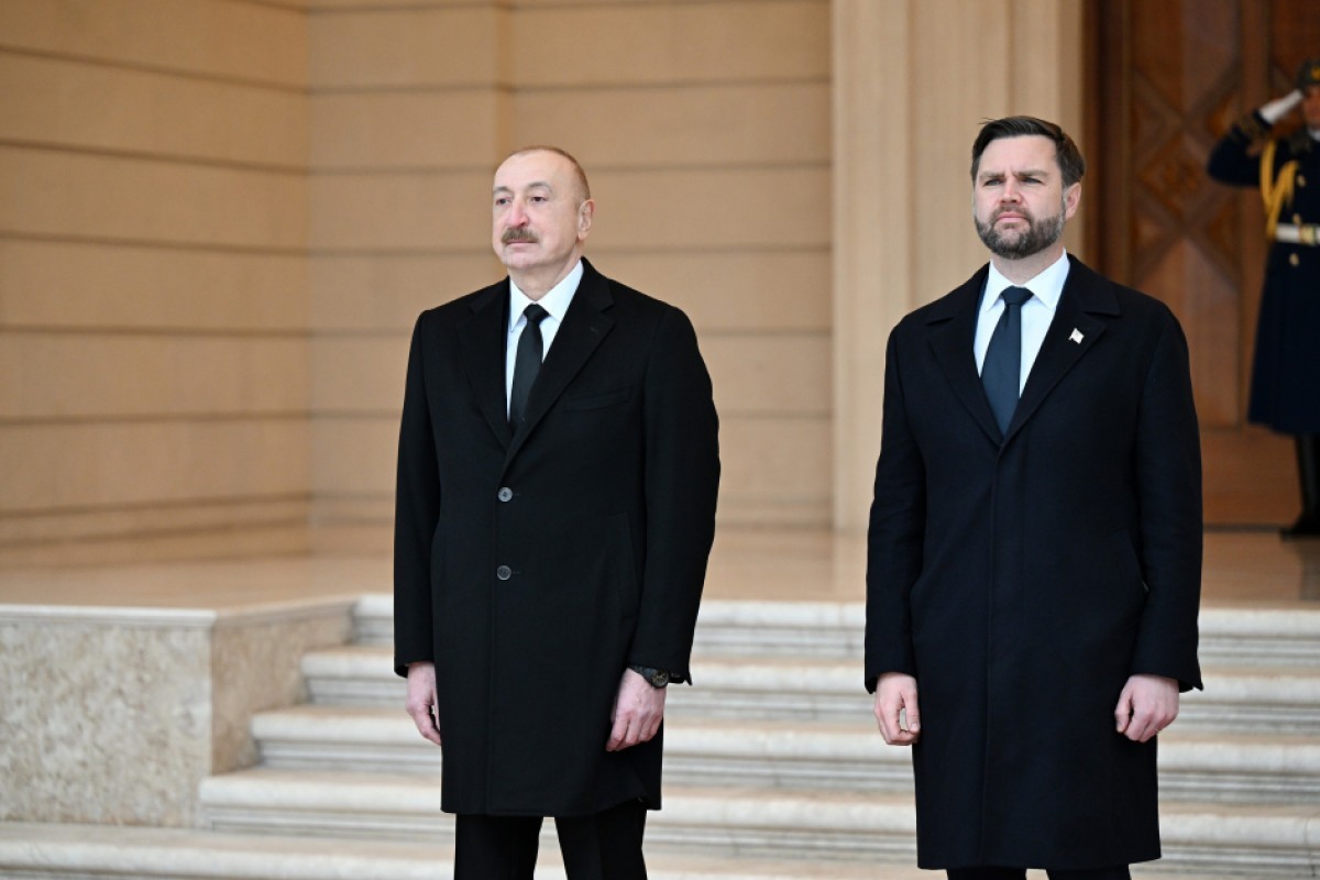 В Баку началась встреча Ильхама Алиева и Джеймса Дэвида Вэнса в расширенном составе -ОБНОВЛЕНО 