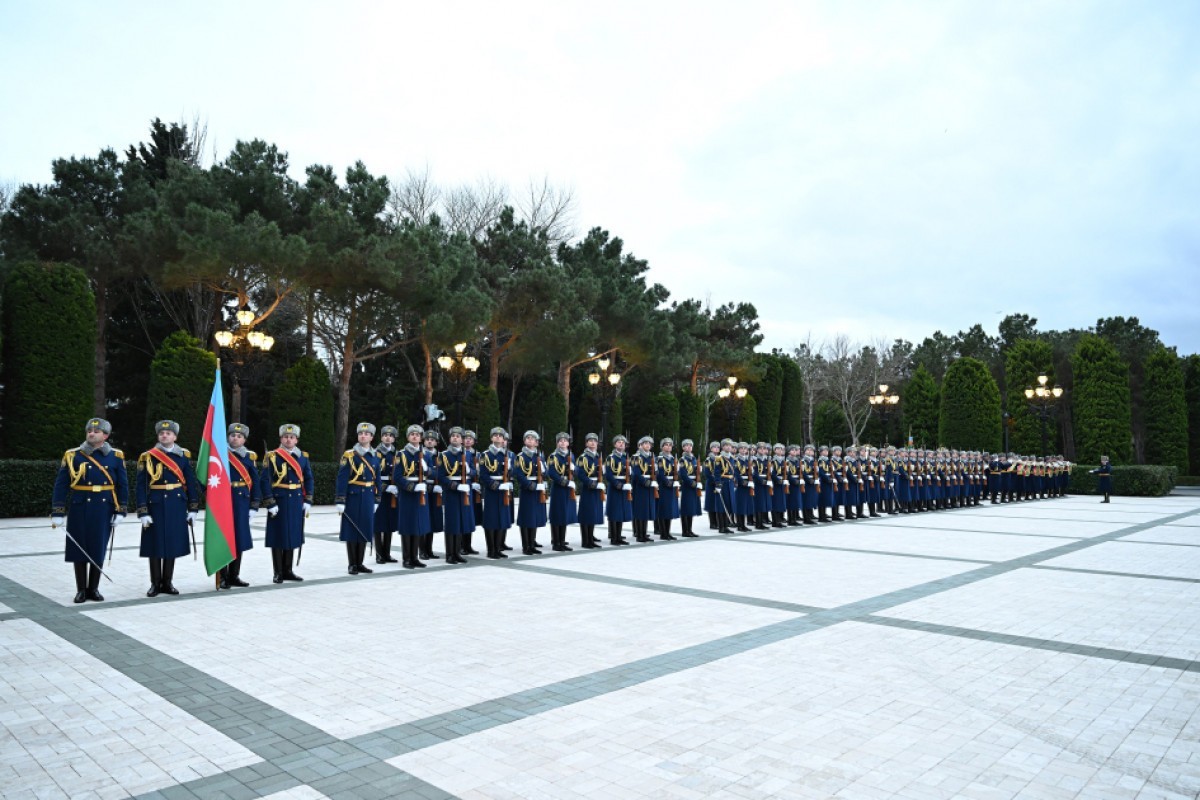 В Баку началась встреча Ильхама Алиева и Джеймса Дэвида Вэнса в расширенном составе -ОБНОВЛЕНО 