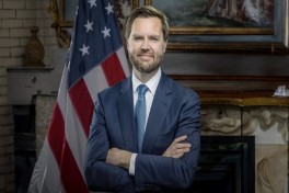 Вэнс: США сохраняют тесные контакты с Арменией и Азербайджаном