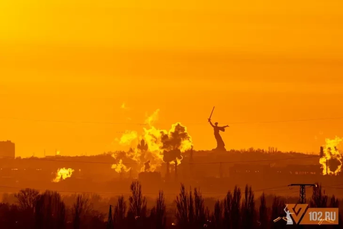 Арсенал Минобороны РФ подвергся атаке БПЛА-ВИДЕО 