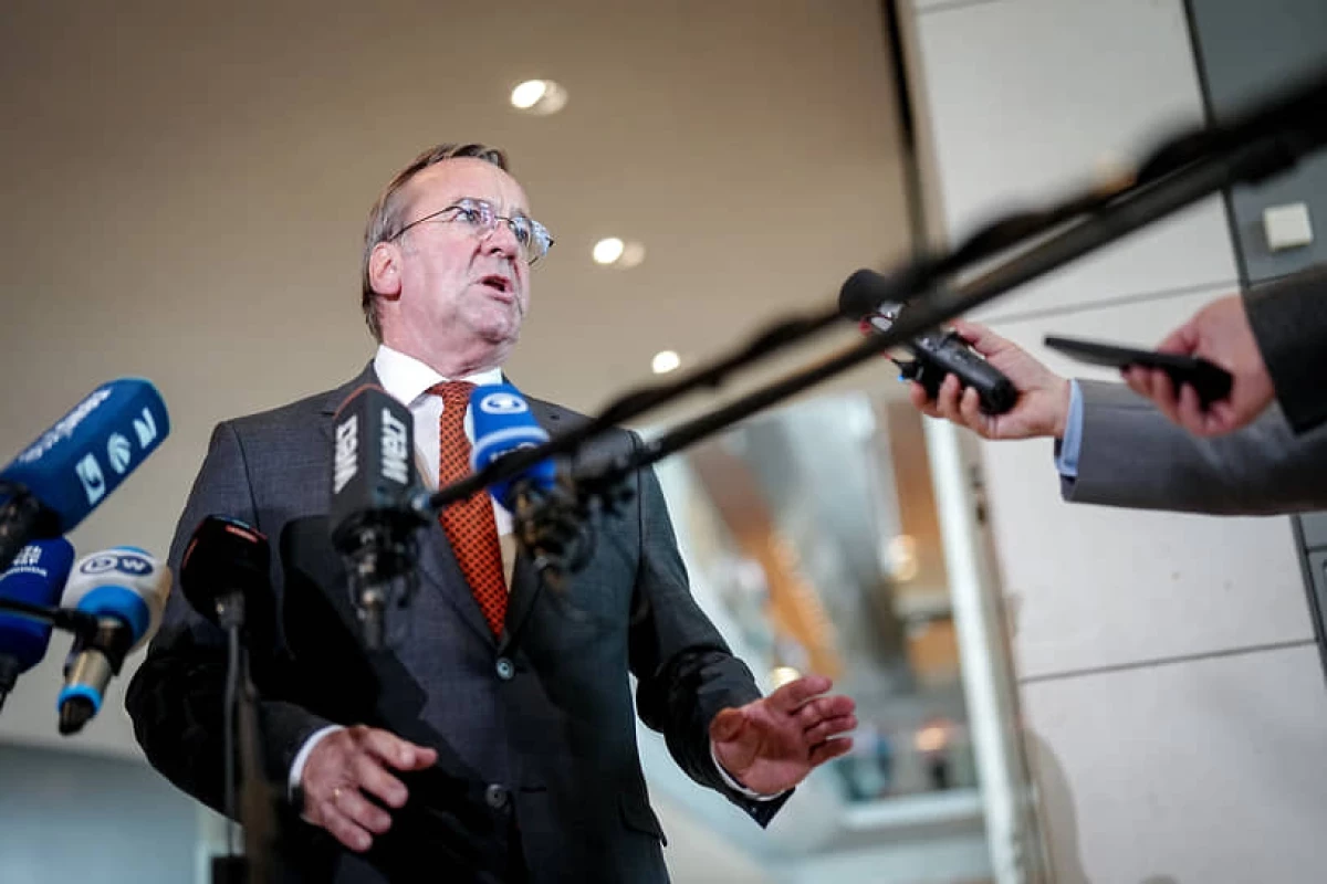 Писториус назвал реалистичным назначение даты вступления Украины в ЕС