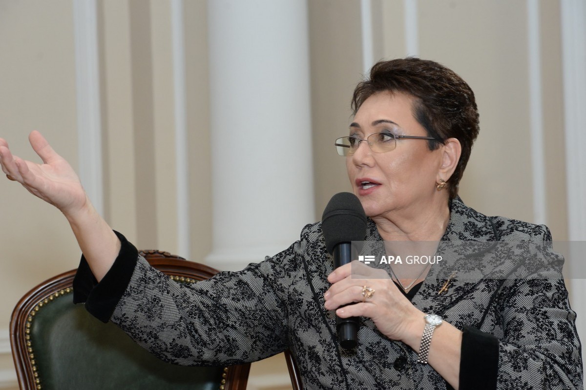 В Баку состоялся творческий вечер Эльмиры Ахундовой-ФОТО 