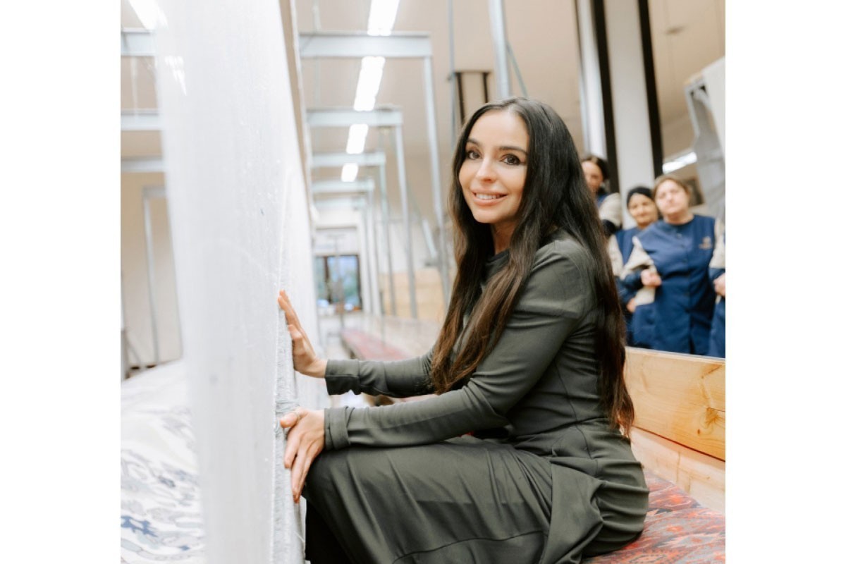 Лейла Алиева приняла участие в завершающем этапе создания редкого ковра-ФОТО 