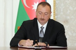 Ильхам Алиев наградил сотрудников Службы мобилизации и призыва 