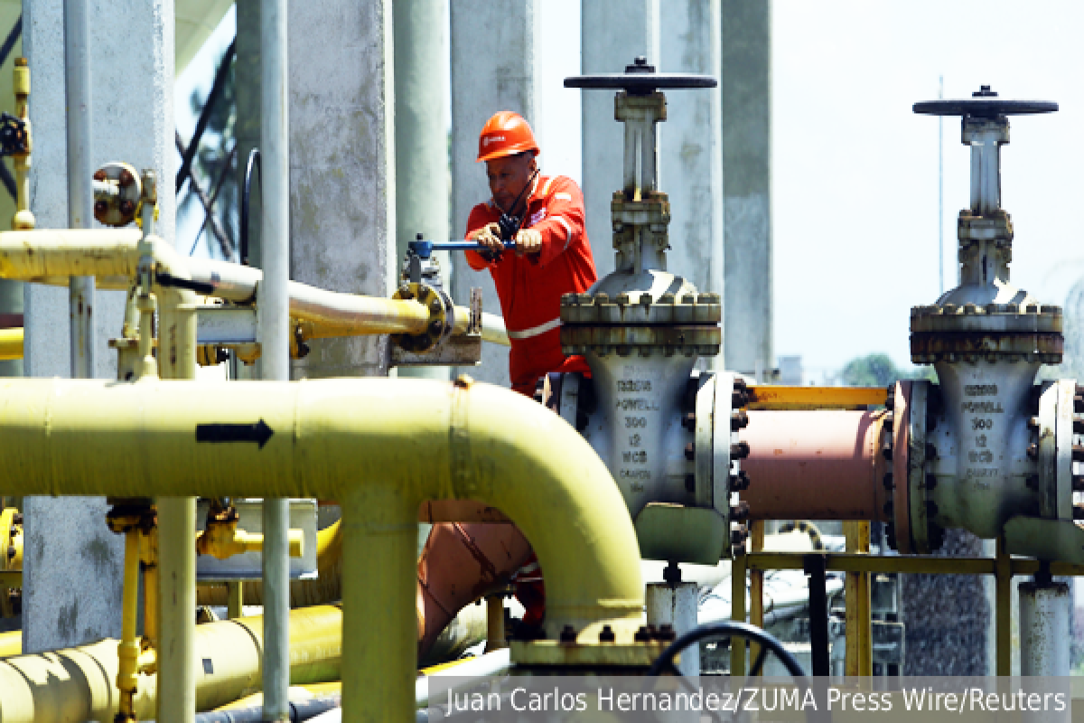 Венесуэла планирует передать Chevron и Repsol новые нефтяные участки