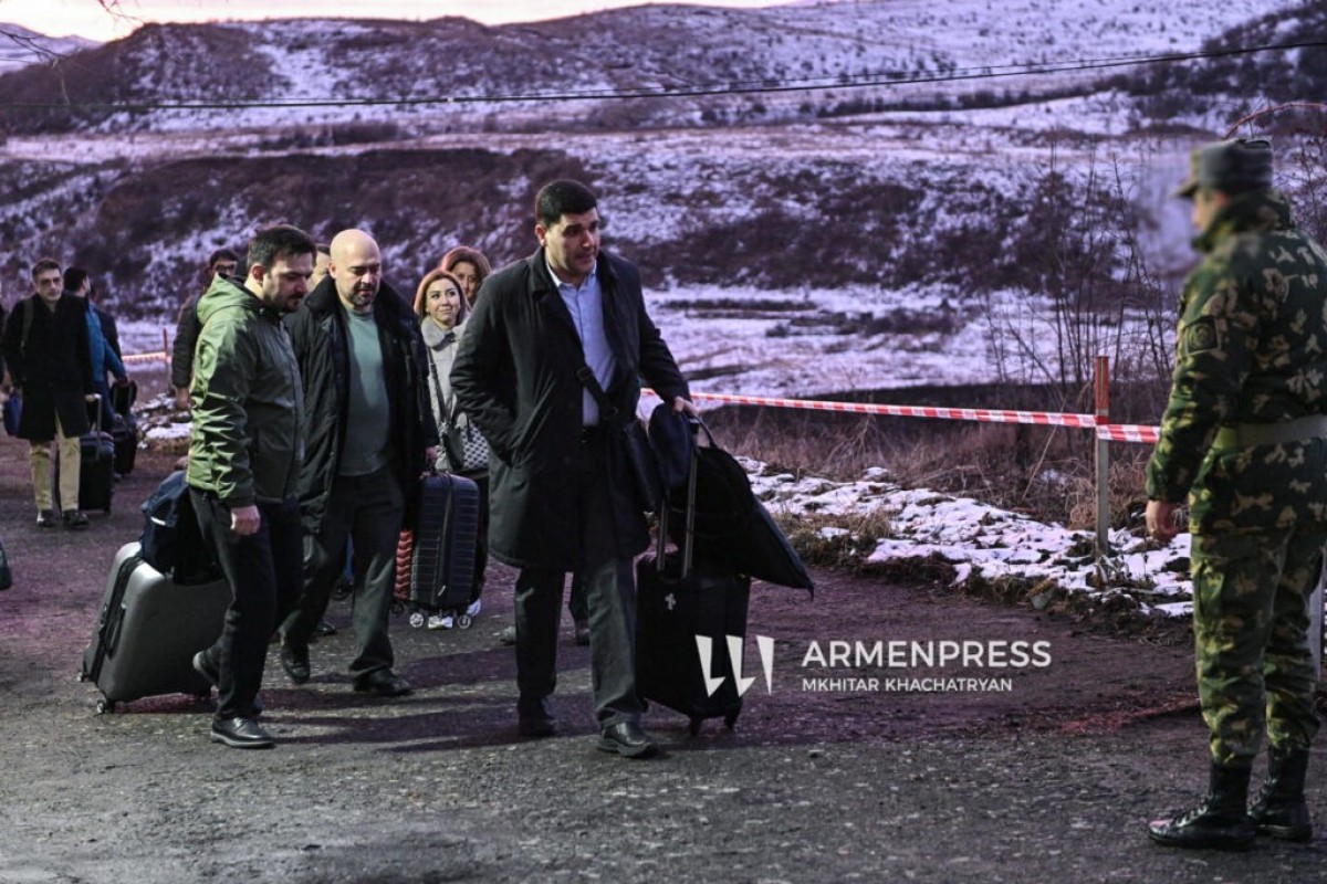 Делегации Азербайджана и Армении обсудят мирную повестку на круглом столе-ФОТО 