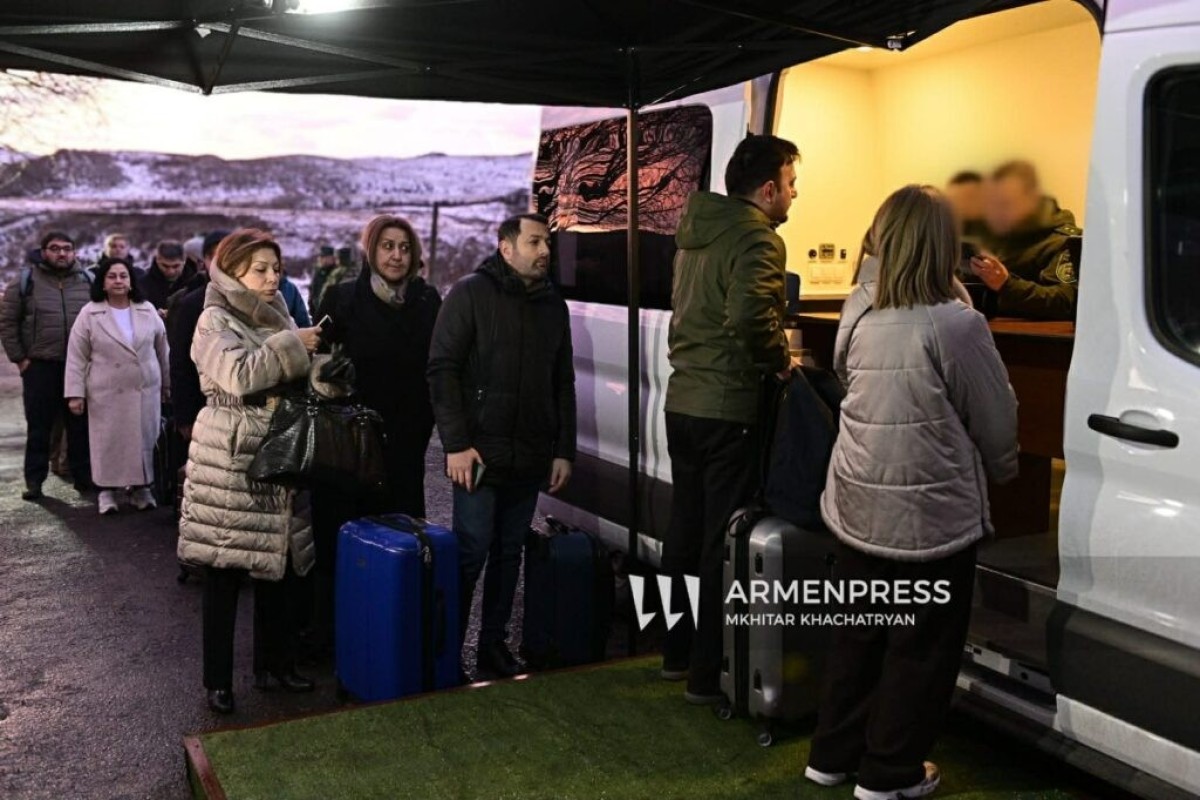 Делегация Азербайджана находится с визитом в Армении -ФОТО 