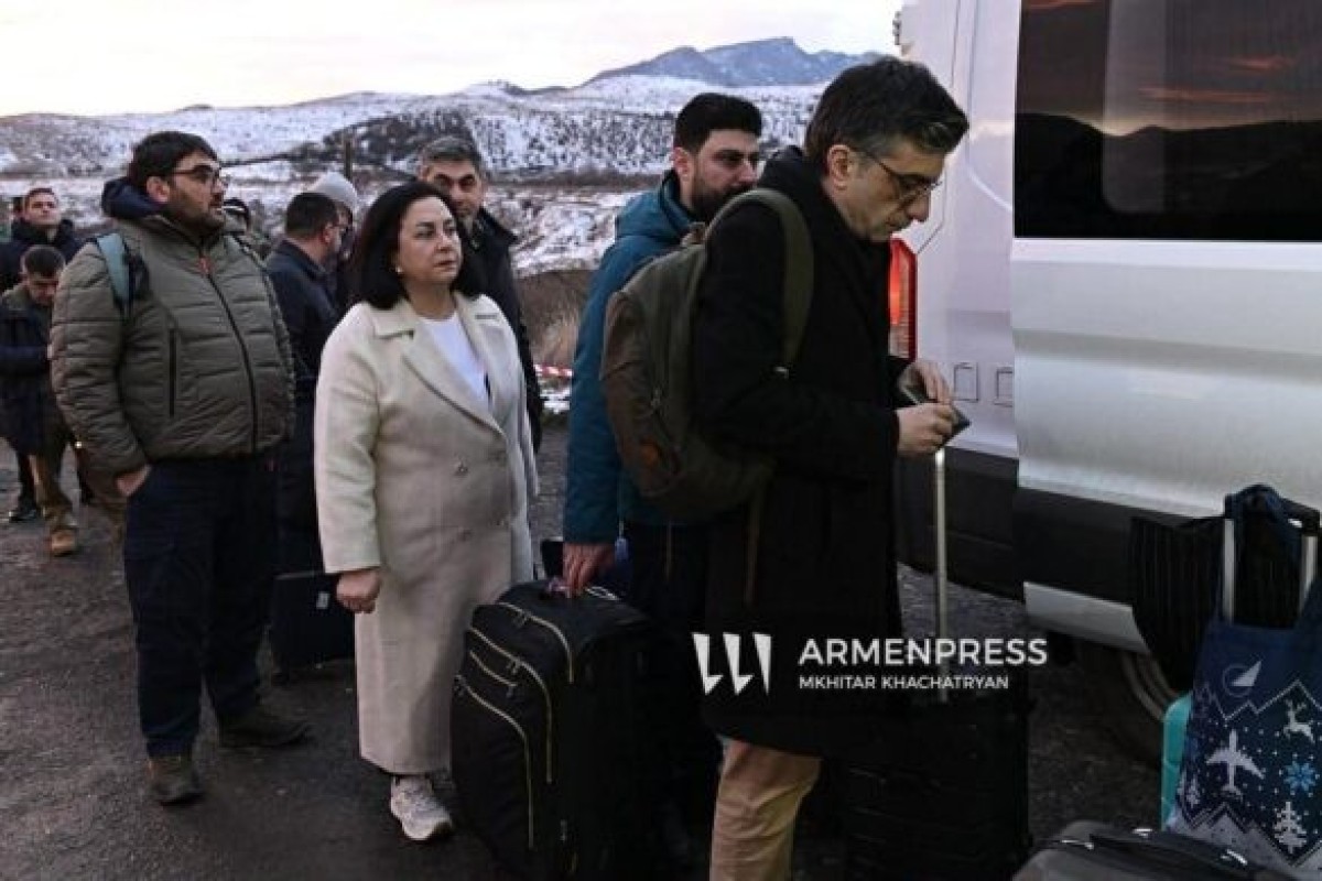 Делегация Азербайджана находится с визитом в Армении -ФОТО 