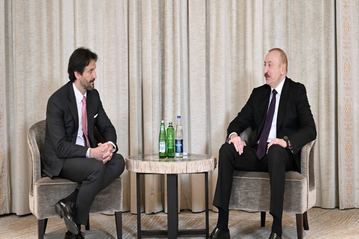 Ильхам Алиев встретился в Мюнхене с министром обороны Словакии -ФОТО 