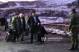 Делегации Азербайджана и Армении обсудят мирную повестку на круглом столе-ФОТО 