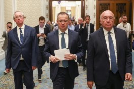 Михаил Галузин войдет в состав российской группы на переговорах в Женеве