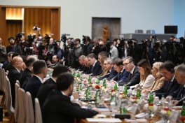 Президент Сербии анонсировал скорый визит в Азербайджан