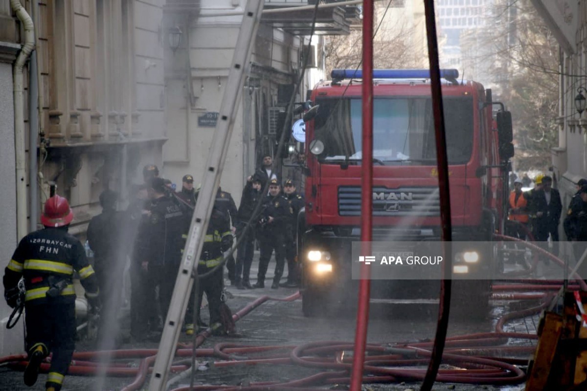 Пожар в центре Баку потушен-ФОТО -ВИДЕО -ОБНОВЛЕНО 
