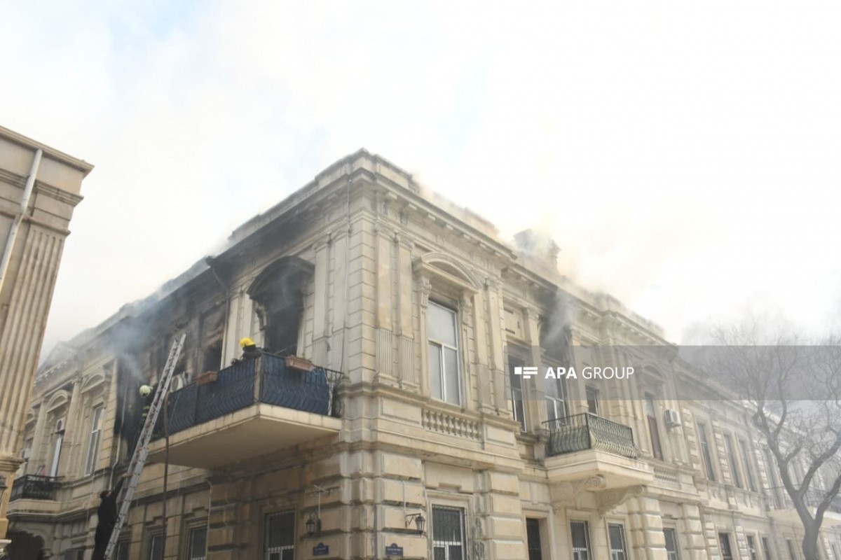 Пожар в центре Баку потушен-ФОТО -ВИДЕО -ОБНОВЛЕНО 