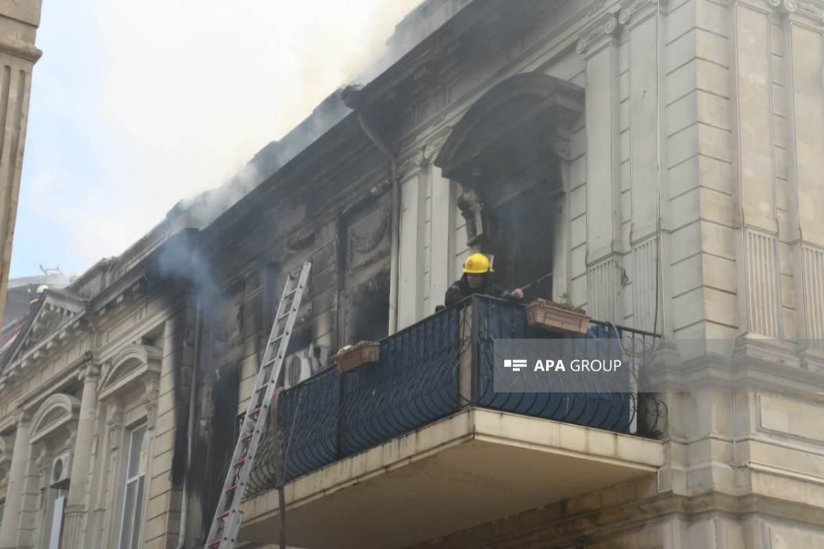 Пожар в центре Баку потушен-ФОТО -ВИДЕО -ОБНОВЛЕНО 