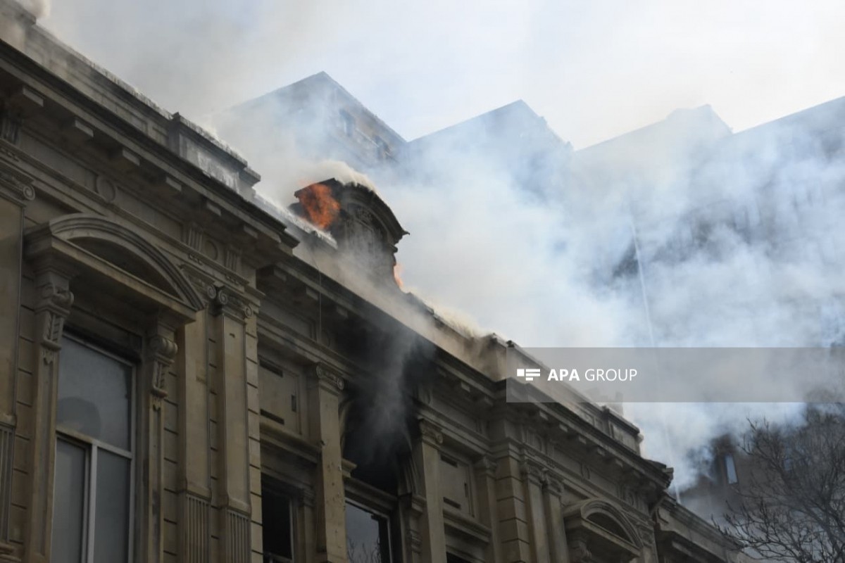 Пожар в центре Баку потушен-ФОТО -ВИДЕО -ОБНОВЛЕНО 
