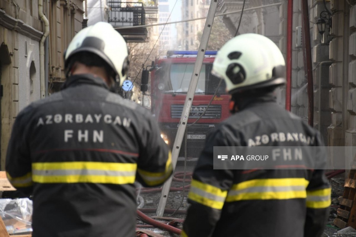 Пожар в центре Баку потушен-ФОТО -ВИДЕО -ОБНОВЛЕНО 