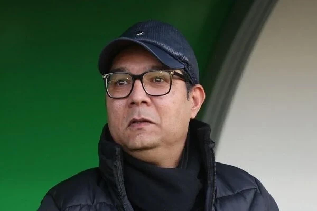 Футбольный клуб «Трактор» сменил наставника