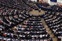 На планшетах членов Европейского парламента заблокированы функции искусственного интеллекта