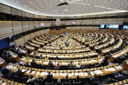 Депутатов Европарламента лишили доступа к ИИ