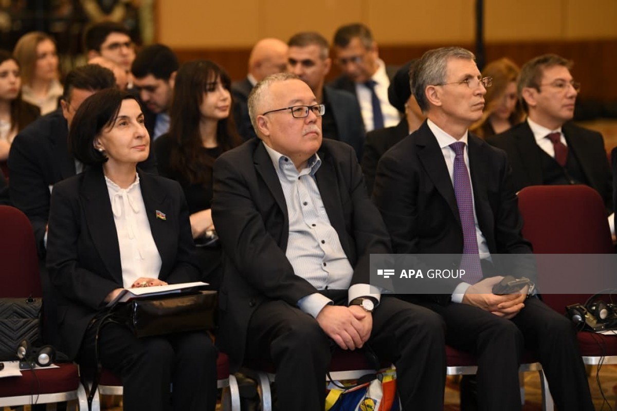 Баку принимает конференцию «C6: Единый регион, общее будущее»-ФОТО 