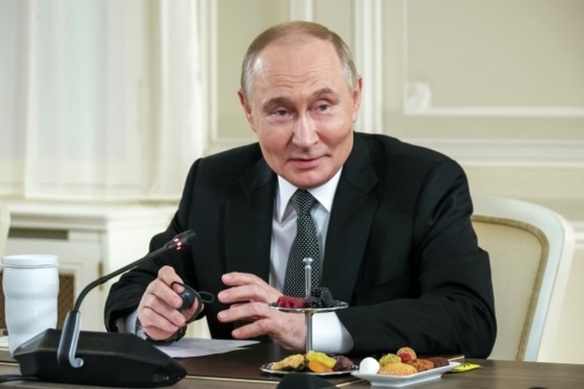 Журналист заявил о предполагаемых долях Путина в VK и Max