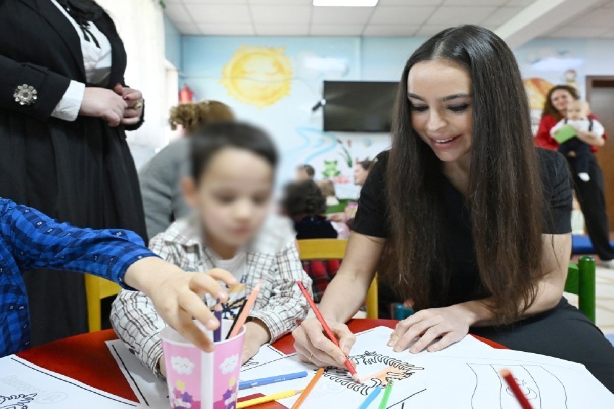 Лейла Алиева посетила детские и медицинские учреждения в Тиране-ФОТО 