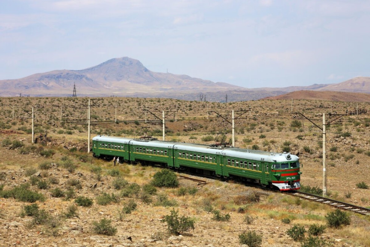 Рельсы суверенитета: почему Кремль нервничает из-за армянской железной дороги — МНЕНИЕ 