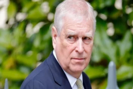 Скандал в королевской семье: в Британии арестован принц Эндрю