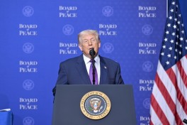 США выделят Совету мира 10 млрд. долларов