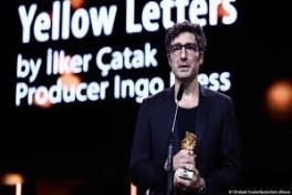Главный приз Берлинале получил фильм Илькера Чатака "Желтые письма"