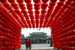 В дни празднования Праздника весны в Китай ежедневно путешествовали 353 миллиона человек