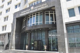 Президент освободил от должностей заместителей главы МЧС