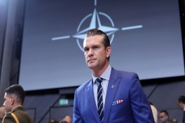 Глава Пентагона высказался о файлах по НЛО