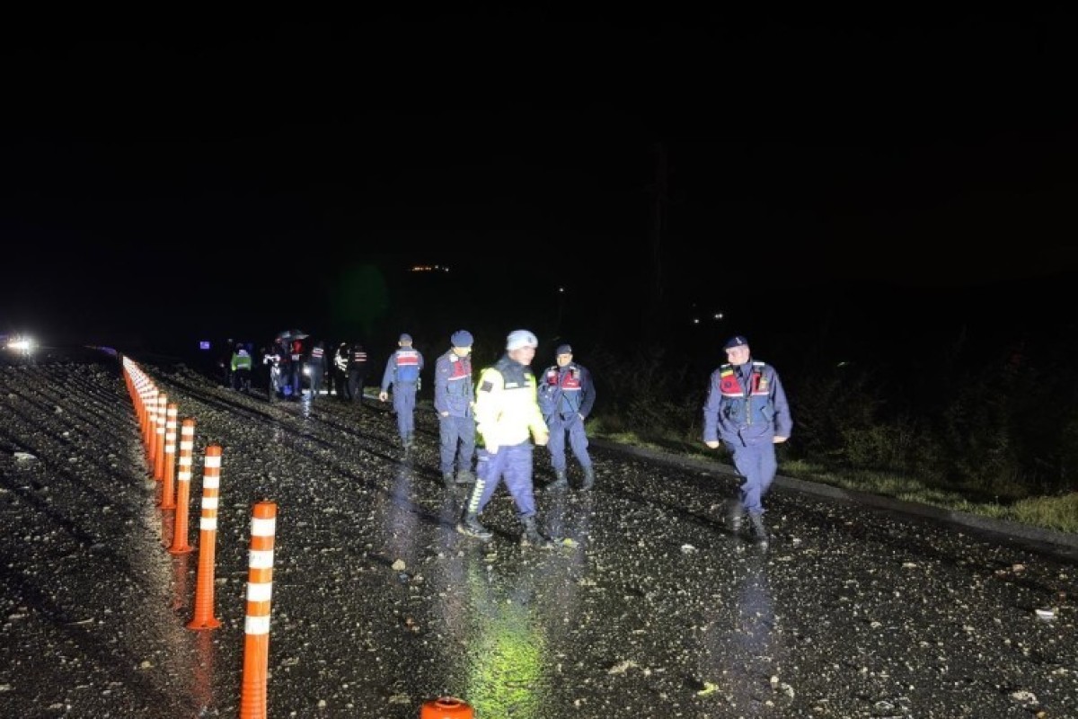 В Турции потерпел крушение истребитель F-16, пилот погиб-ФОТО 