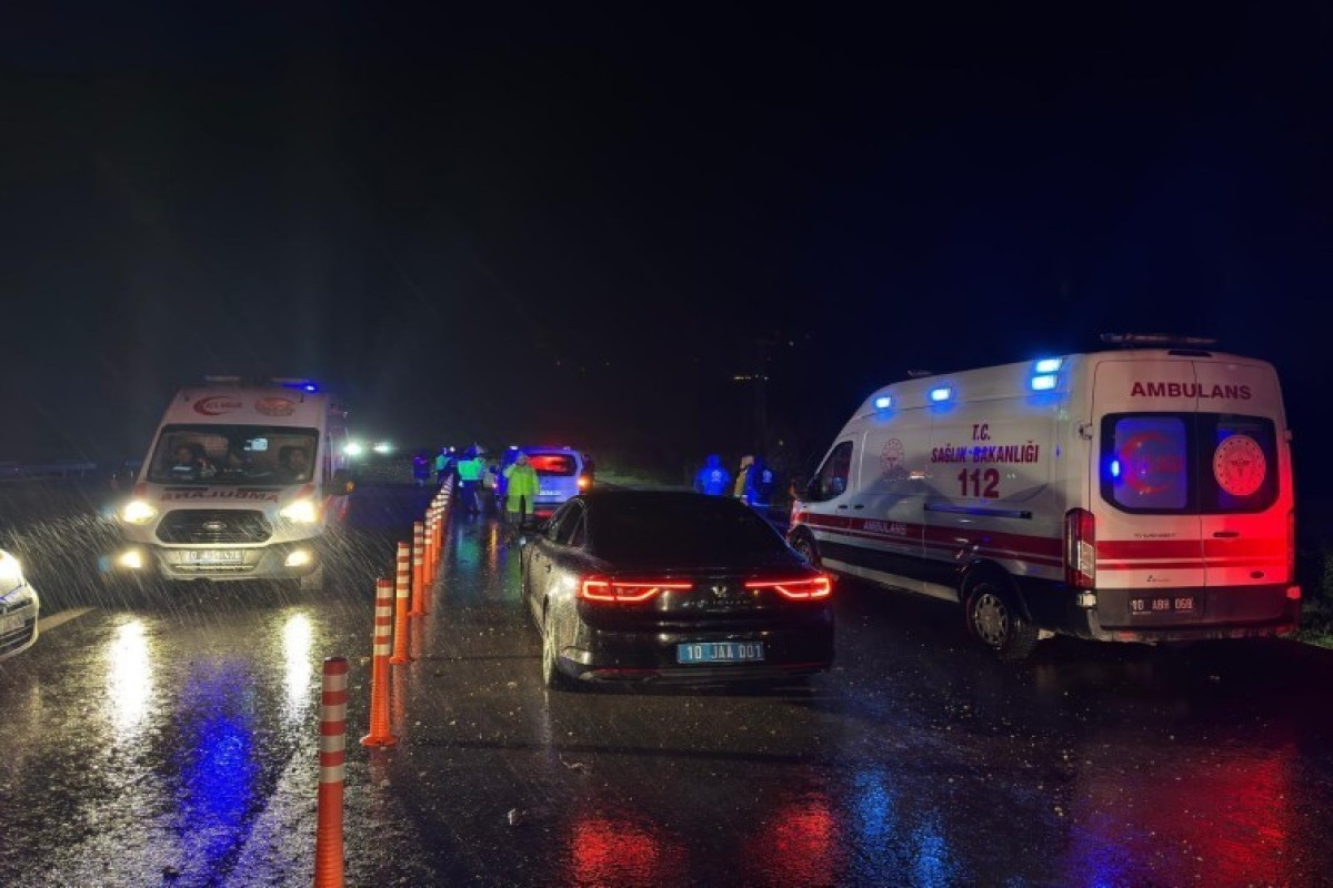 В Турции потерпел крушение истребитель F-16, пилот погиб-ФОТО 