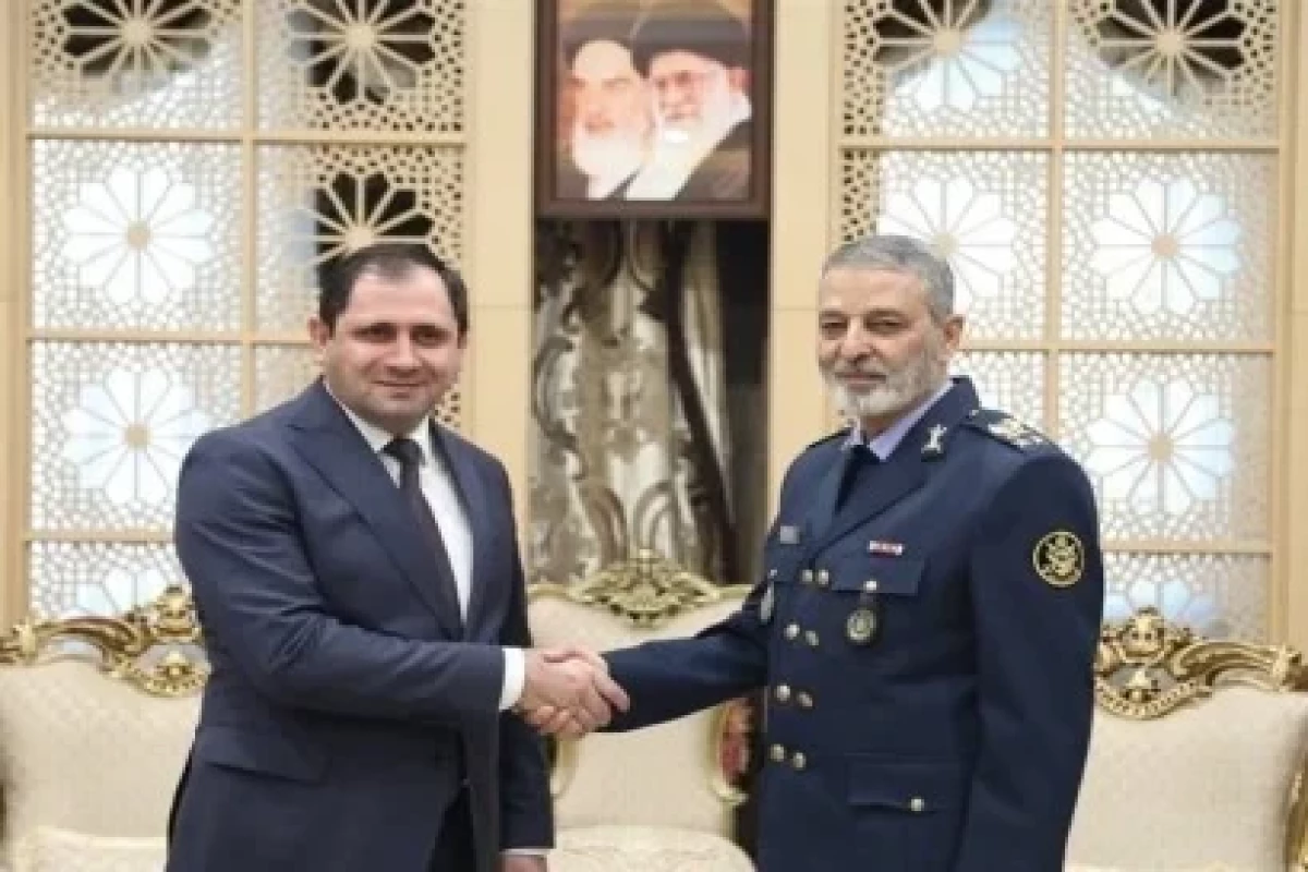 Мусави выразил Папикяну недовольство присутствием "внерегиональных держав на Южном Кавказе" 