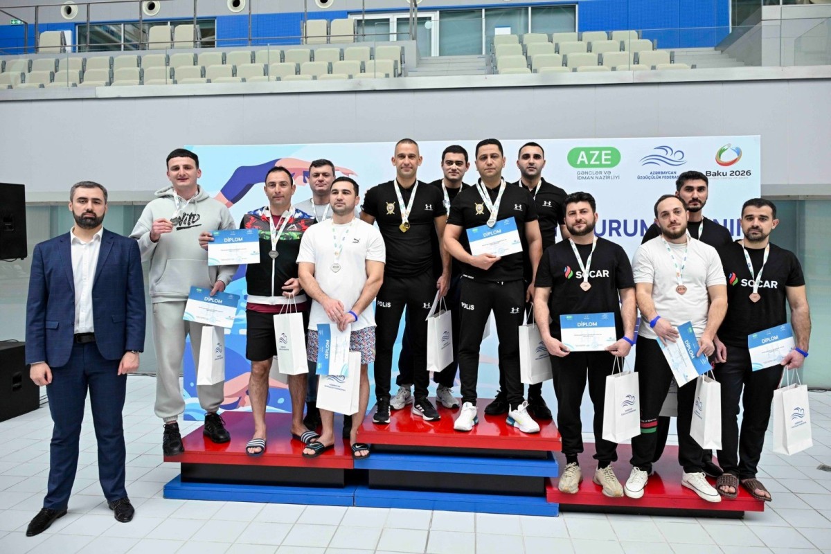 Сотрудники МЧС добились успеха на соревнованиях по плаванию-ФОТО 