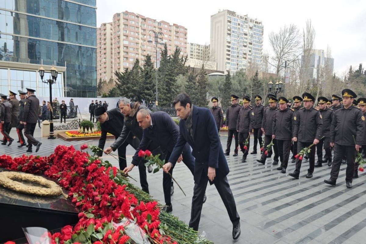 Сотрудники МЧС почтили память жертв Ходжалинского геноцида-ФОТО 
