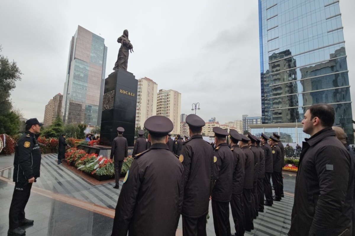 Сотрудники МЧС почтили память жертв Ходжалинского геноцида-ФОТО 