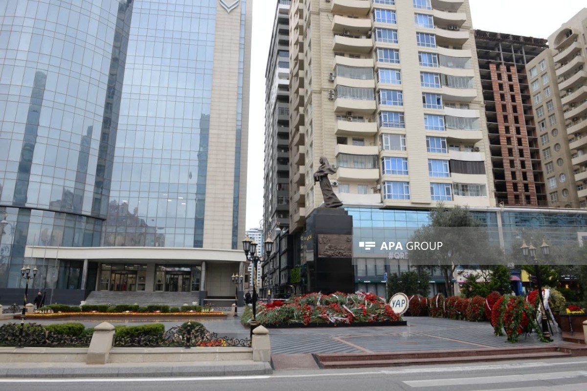 Азербайджан почтил память жертв Ходжалы минутой молчания -ФОТО 