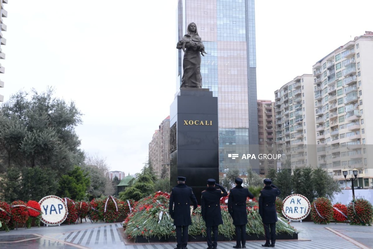 Азербайджан почтил память жертв Ходжалы минутой молчания -ФОТО 