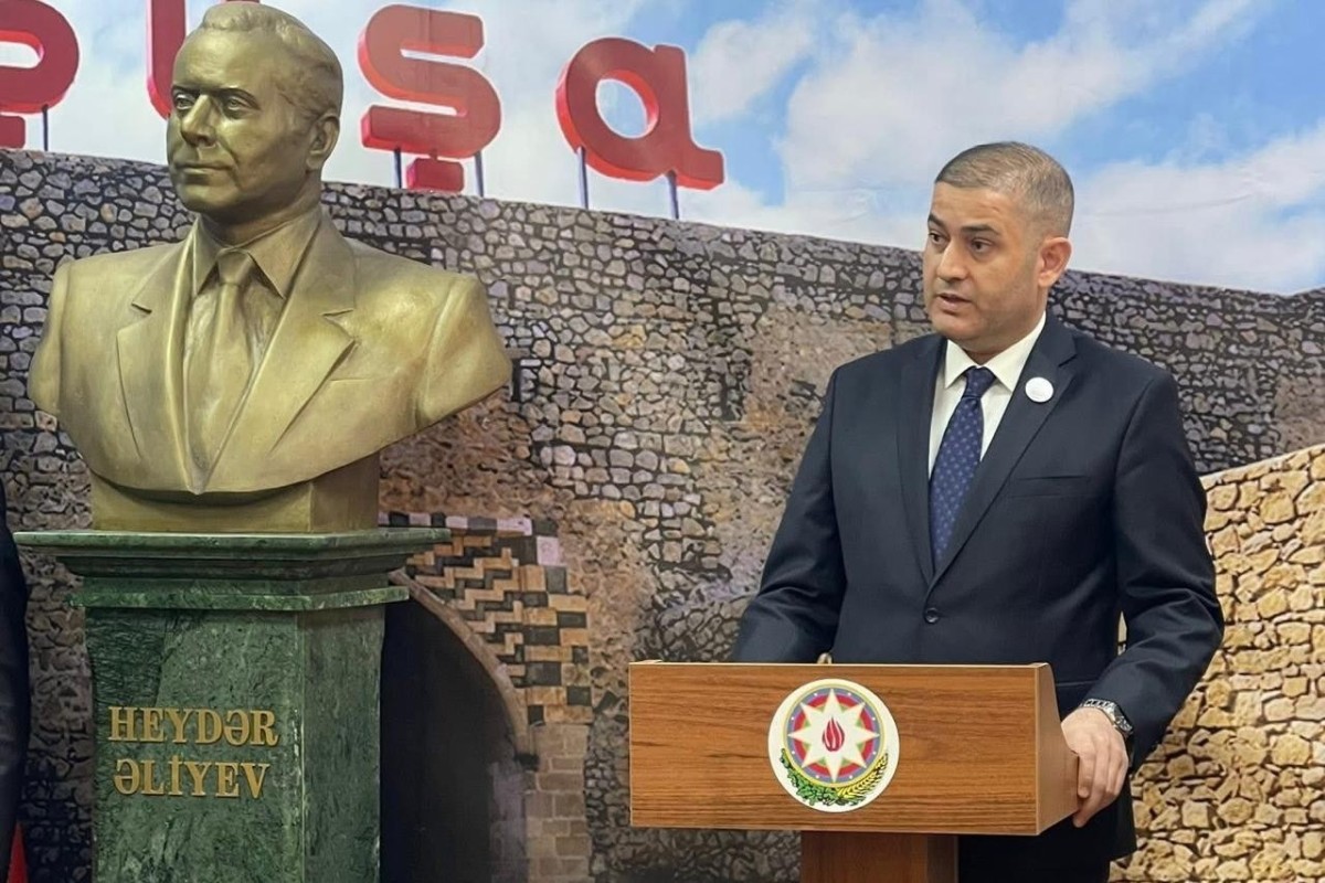 В Екатеринбурге почтили память жертв Ходжалинского геноцида-ФОТО 