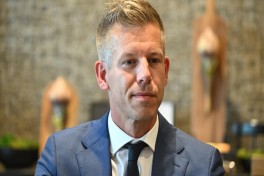 Часть оппозиции Венгрии вышла из предвыборной гонки в пользу Мадьяра