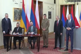 Армения и Польша подписали соглашение о военно-техническом сотрудничестве