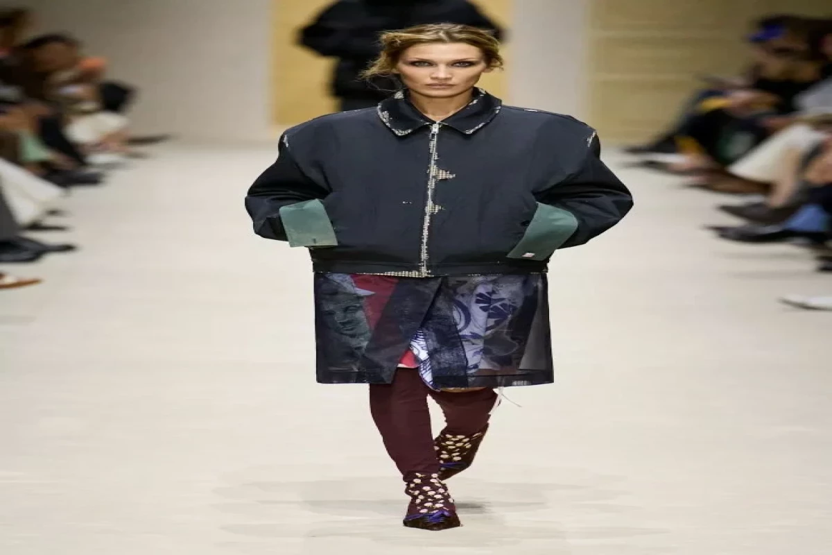 Управляемый хаос: показ Prada стал отражением тревожного времени-ФОТО -ВИДЕО 