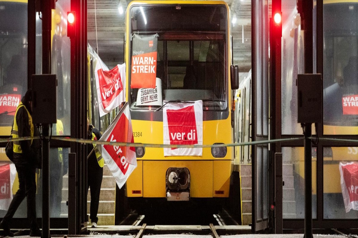 Забастовки парализовали общественный транспорт по всей Германии