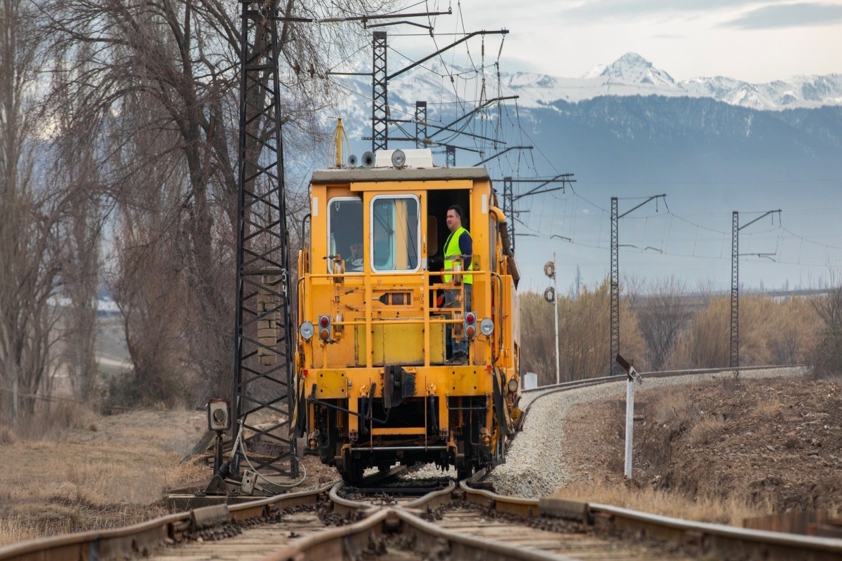 ADY: в Азербайджане модернизируют важный участок железной дороги-ФОТО 