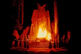 В Калифорнии раскрыт список участников закрытого клуба Bohemian Grove-ФОТО 